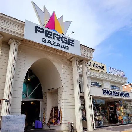 Villa Oldskool Town 15 Minutes Walk To Lara *