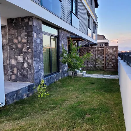 Villa Oldskool Close To Lara Antalya