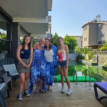 别墅 Oldskool Town 15 Minutes Walk To Lara 安塔利亚