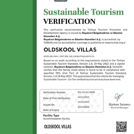 Oldskool Town 15 Minutes Walk To Lara